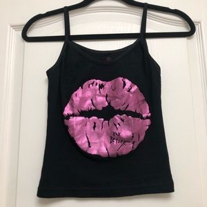 Betsey Johnson Y2K Cropped Tank Top With Metallic Kiss Print